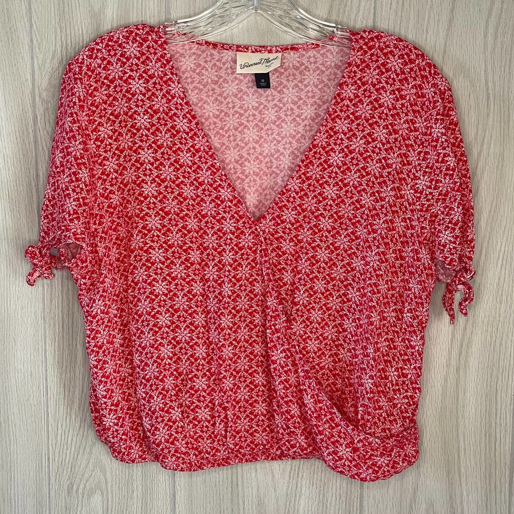 {Universal Thread} Short Sleeve Floral Print Wrap Front Top